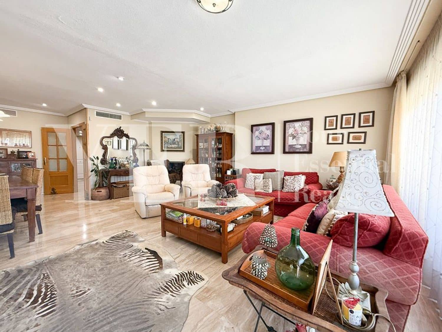 5 bedroom Townhouse for sale in Alicante / Alacant city with pool garage - € 695,000 (Ref: 9374844)