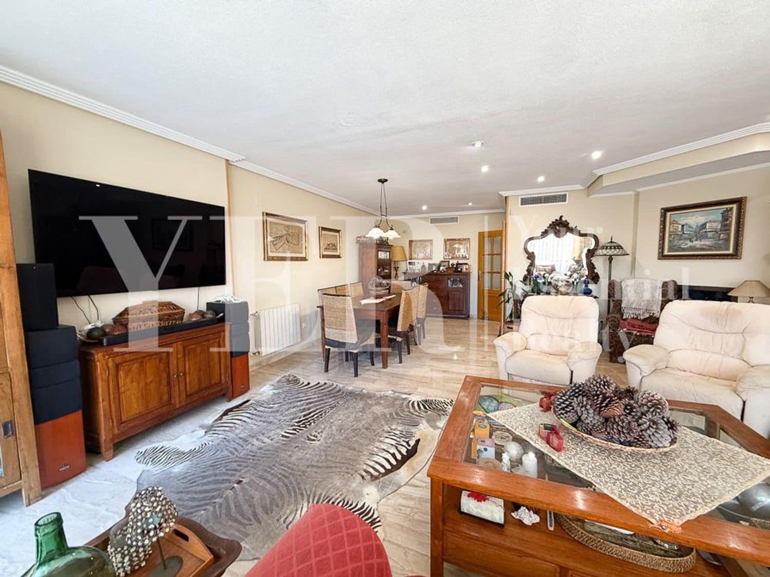 5 bedroom Townhouse for sale in Alicante / Alacant city with pool garage - € 695,000 (Ref: 9374844)