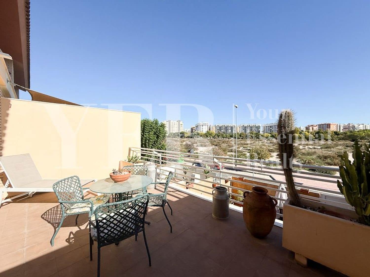 5 bedroom Townhouse for sale in Alicante / Alacant city with pool garage - € 695,000 (Ref: 9374844)