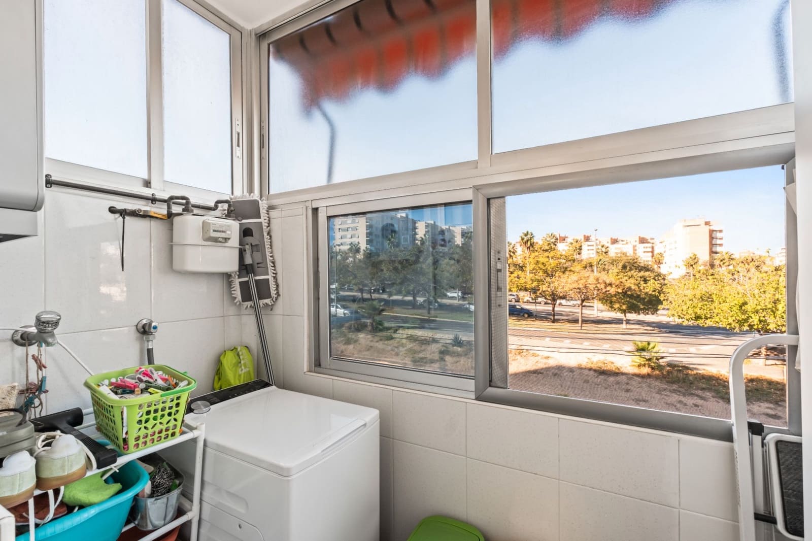 4 sovrum Lägenhet till salu i Alicante stad med pool garage - 398 000 € (Ref: 9388230)