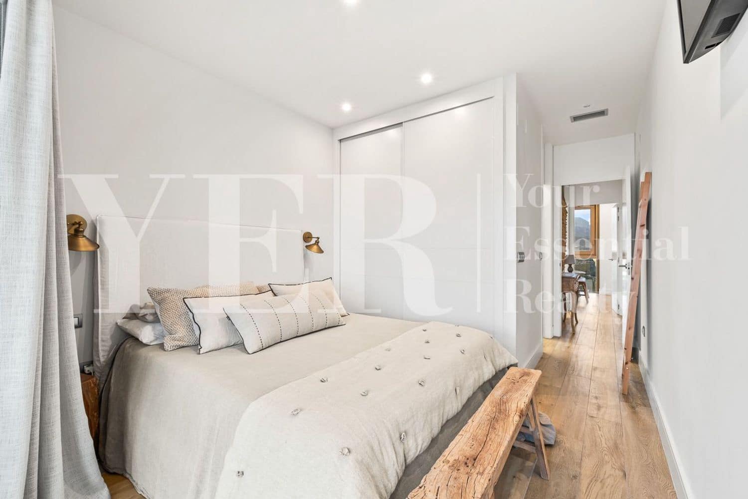 2 soveværelse Lejlighed til salg i Benidorm med swimmingpool garage - € 780.000 (Ref: 9435007)