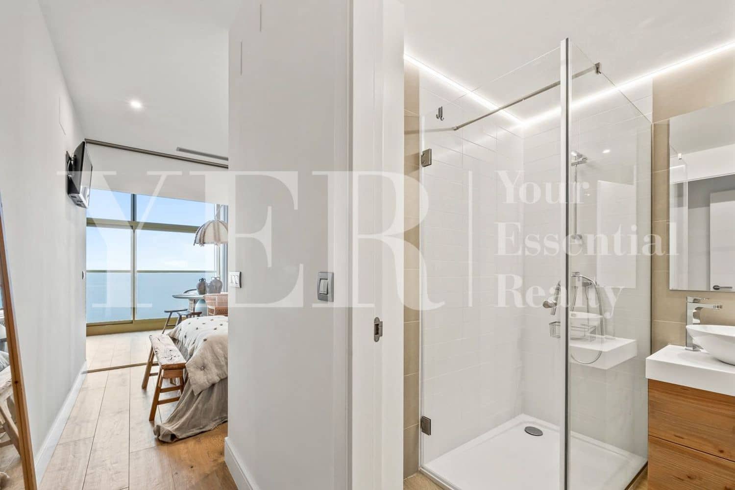 2 soveværelse Lejlighed til salg i Benidorm med swimmingpool garage - € 780.000 (Ref: 9435007)