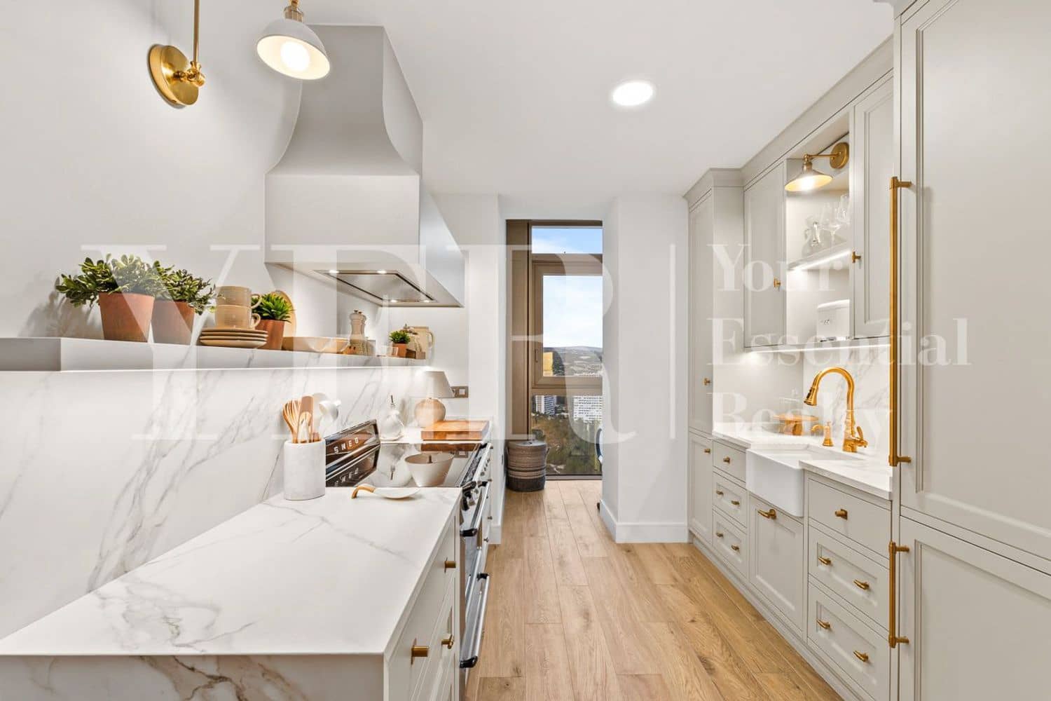 2 soveværelse Lejlighed til salg i Benidorm med swimmingpool garage - € 780.000 (Ref: 9435007)