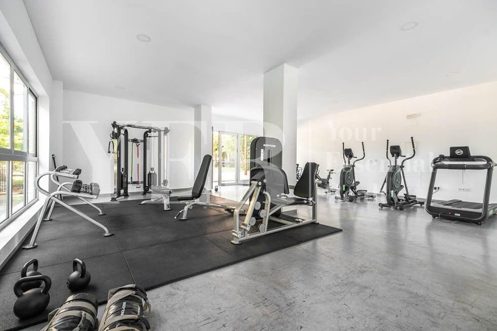 3 quarto Apartamento de Praia para arrendar em Alicante cidade com piscina - 3 200 € (Ref: 9438723)