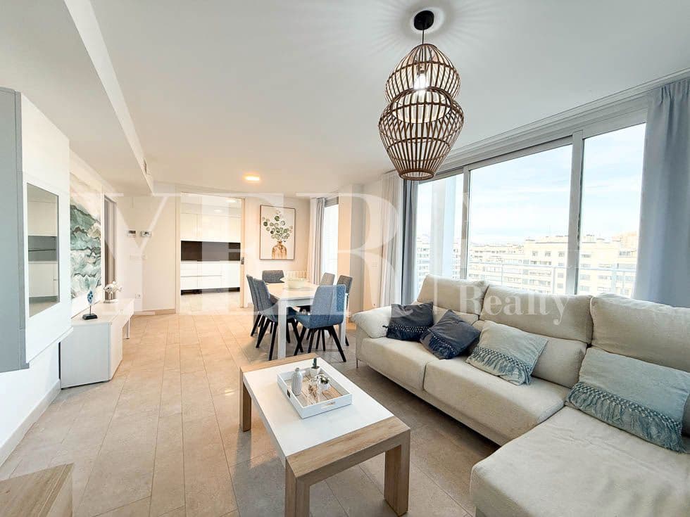 3 bedroom Beach Apartment for rent in Alicante / Alacant city with pool - € 3,200 (Ref: 9438723)