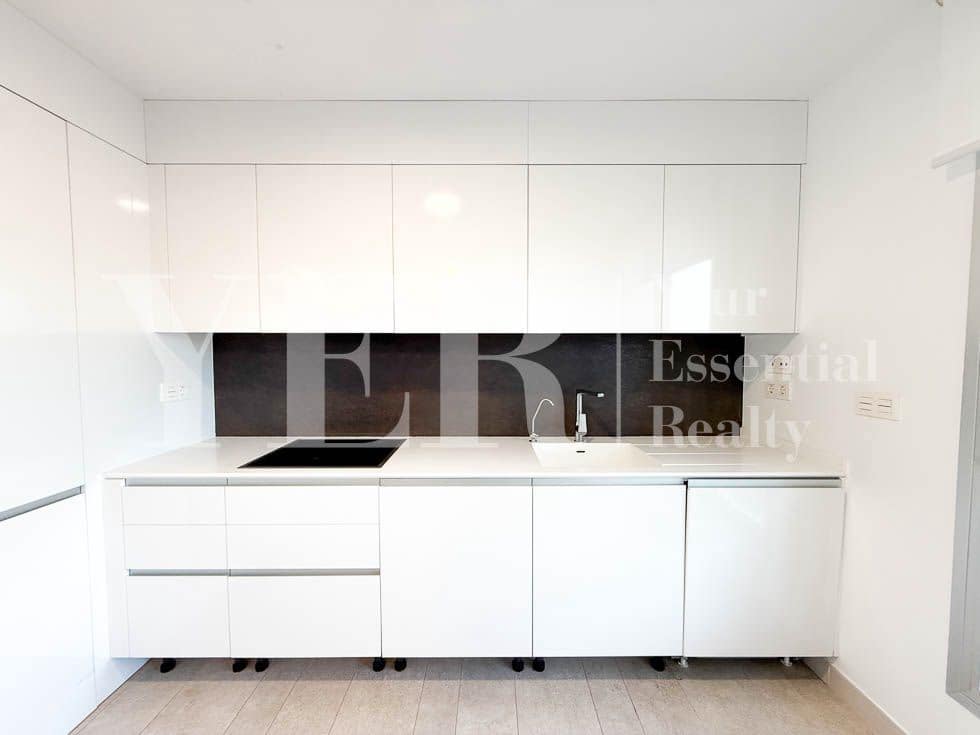 3 bedroom Beach Apartment for rent in Alicante / Alacant city with pool - € 3,200 (Ref: 9438723)