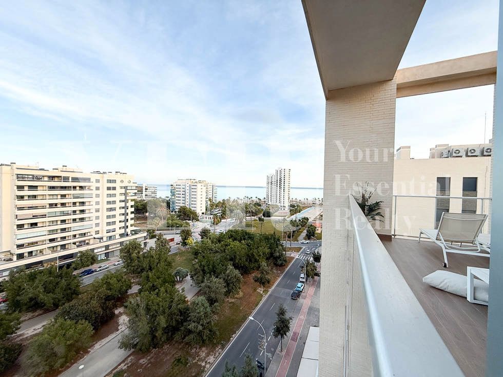 3 bedroom Beach Apartment for rent in Alicante / Alacant city with pool - € 3,200 (Ref: 9438723)