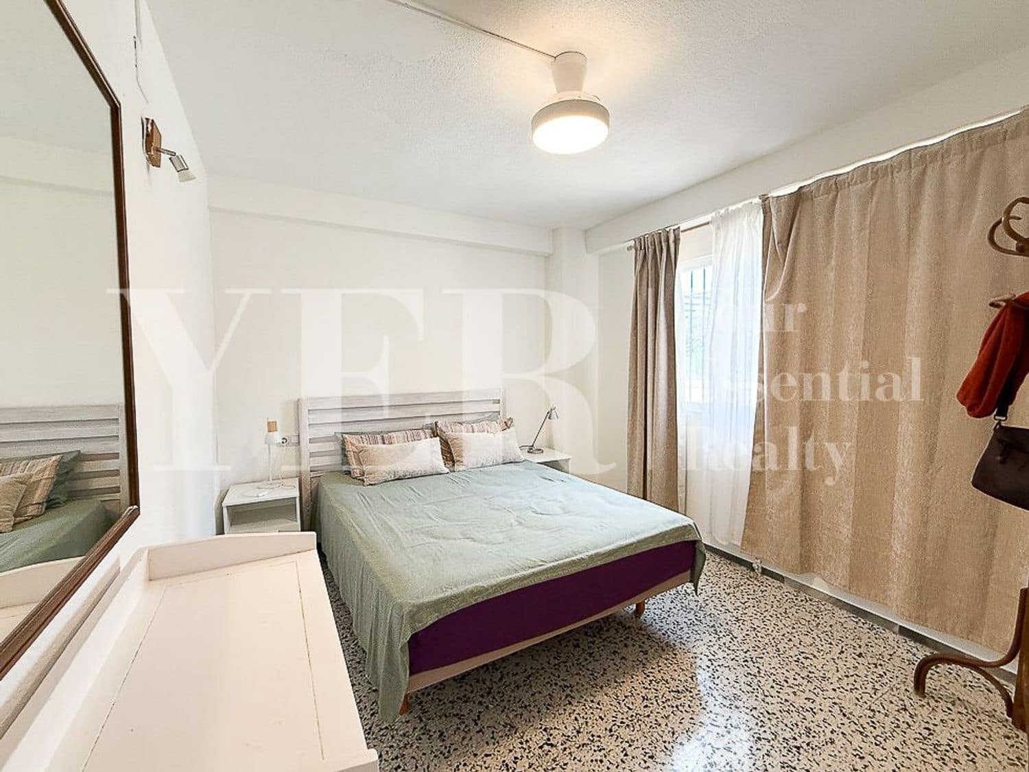 1 soveværelse Lejlighed til salg i Alicante by med swimmingpool garage - € 220.000 (Ref: 9562563)