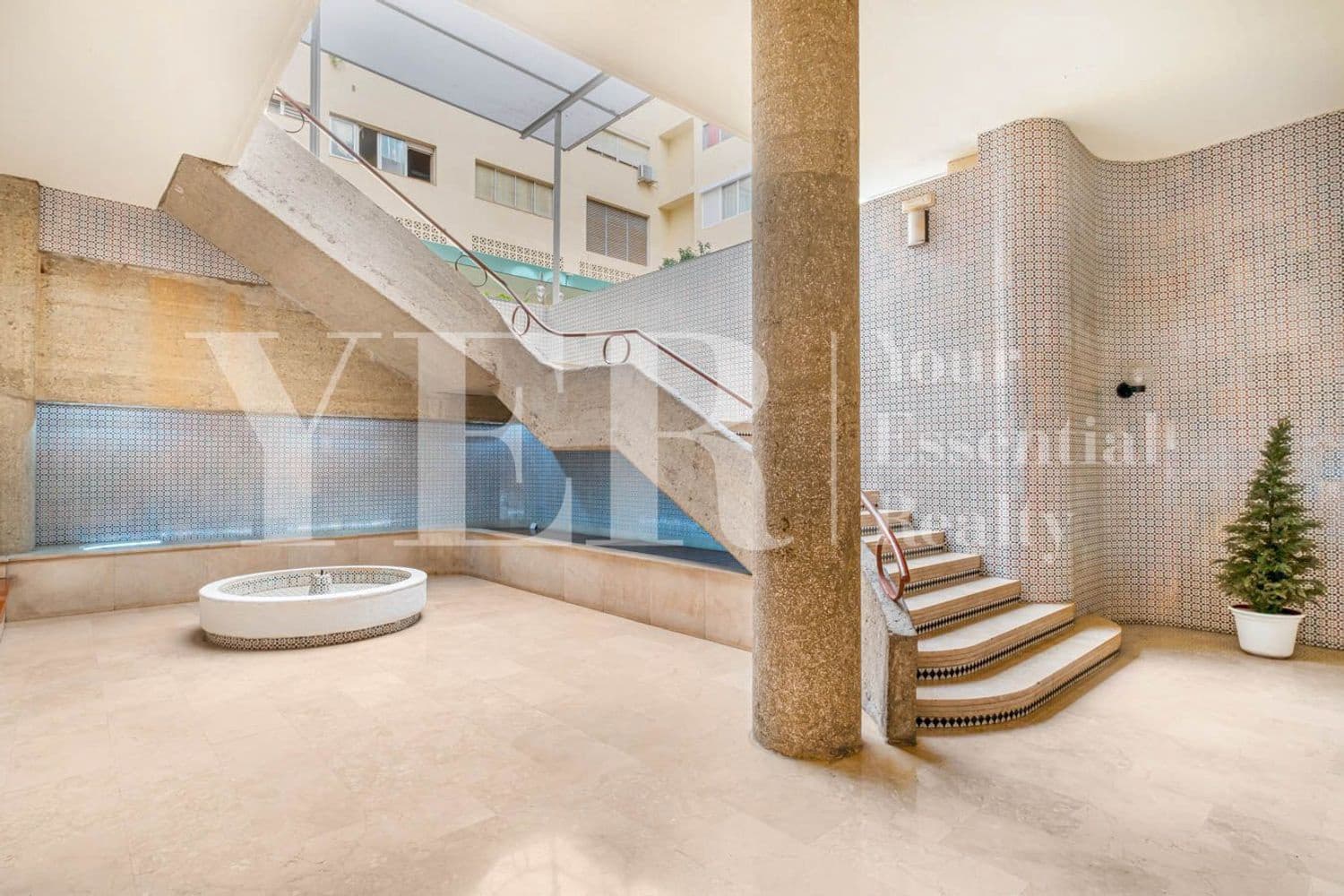 Erhverv til leje i Alicante by - € 3.200 (Ref: 9562565)