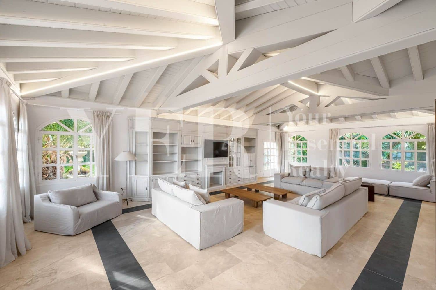 6 sypialnia Willa na sprzedaż w Miasto Alicante / Alacant z basenem garażem - 8 000 000 € (Ref: 9562567)