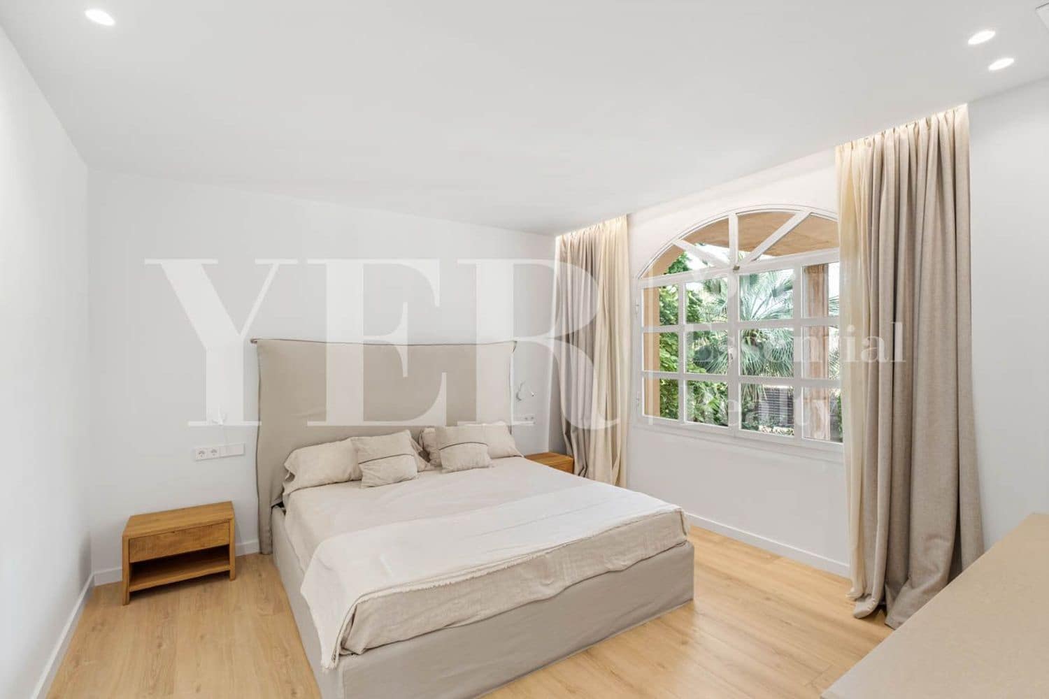 6 sypialnia Willa na sprzedaż w Miasto Alicante / Alacant z basenem garażem - 8 000 000 € (Ref: 9562567)