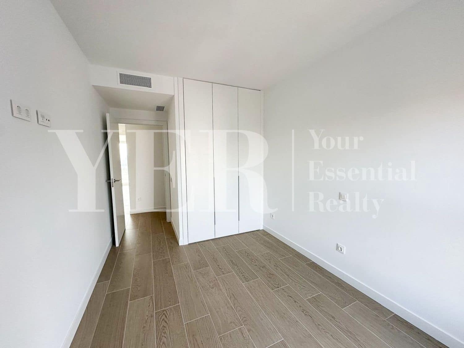 3 soveværelse Lejlighed til salg i Alicante by med swimmingpool garage - € 650.000 (Ref: 9562570)