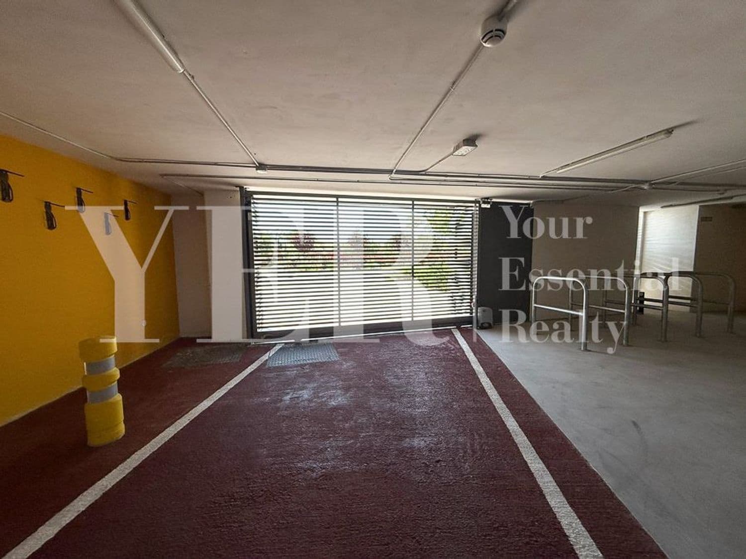 3 soveværelse Lejlighed til salg i Alicante by med swimmingpool garage - € 650.000 (Ref: 9562570)