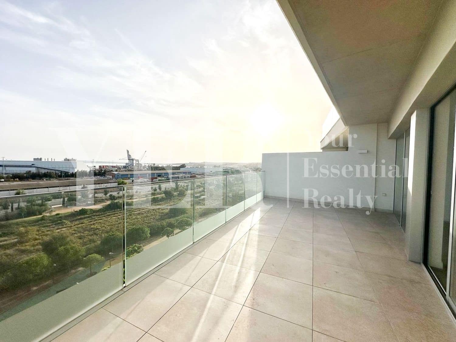 3 soveværelse Lejlighed til salg i Alicante by med swimmingpool garage - € 650.000 (Ref: 9562570)