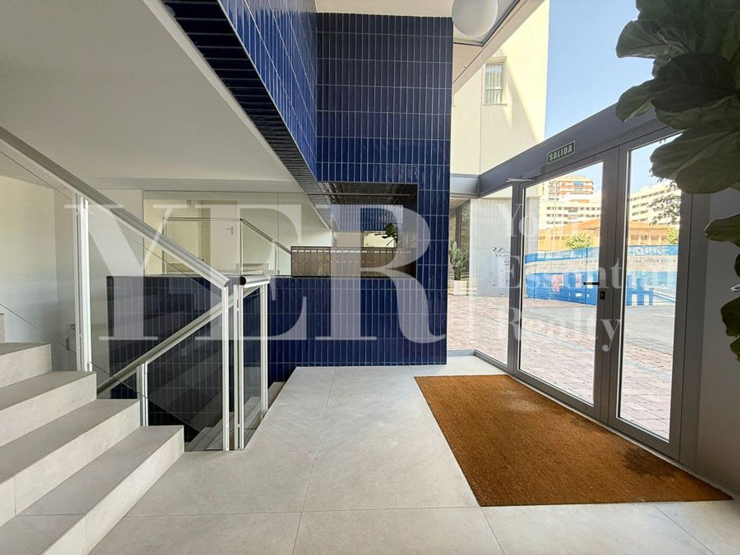 3 soveværelse Lejlighed til salg i Alicante by med swimmingpool garage - € 650.000 (Ref: 9562570)