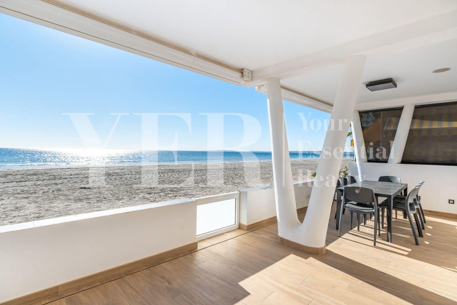 5 soveværelse Villa til salg i Santa Pola med garage - € 1.250.000 (Ref: 9562571)