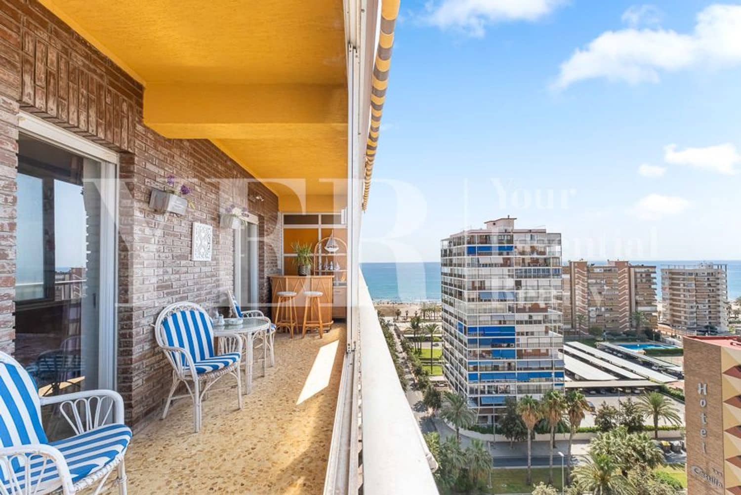 3 chambre Appartement à vendre à Playa de San Juan avec garage - 395 000 € (Ref: 9562572)