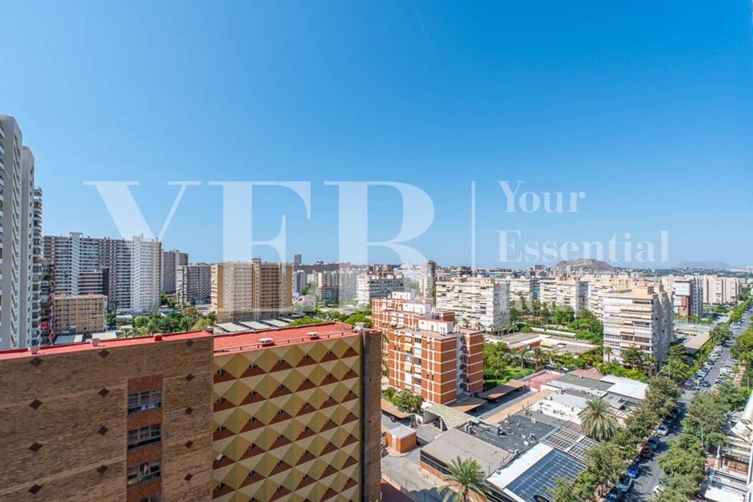 3 chambre Appartement à vendre à Playa de San Juan avec garage - 395 000 € (Ref: 9562572)