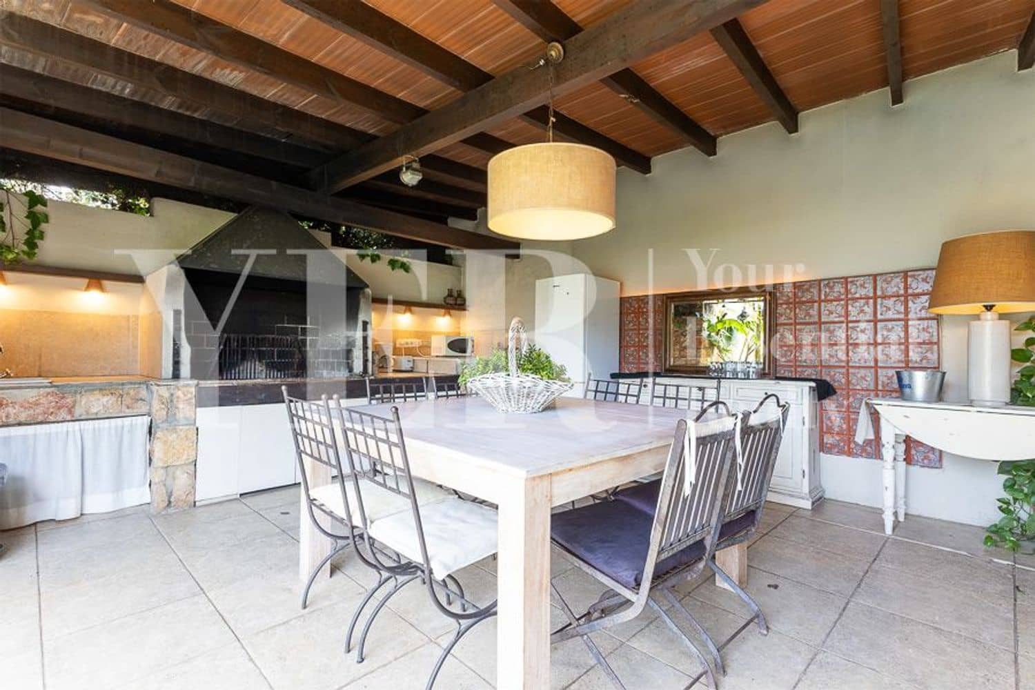 6 makuuhuone Huvila myytävänä paikassa La Nucia mukana uima-altaan 
autotalli - 840 000 € (Ref: 9562573)