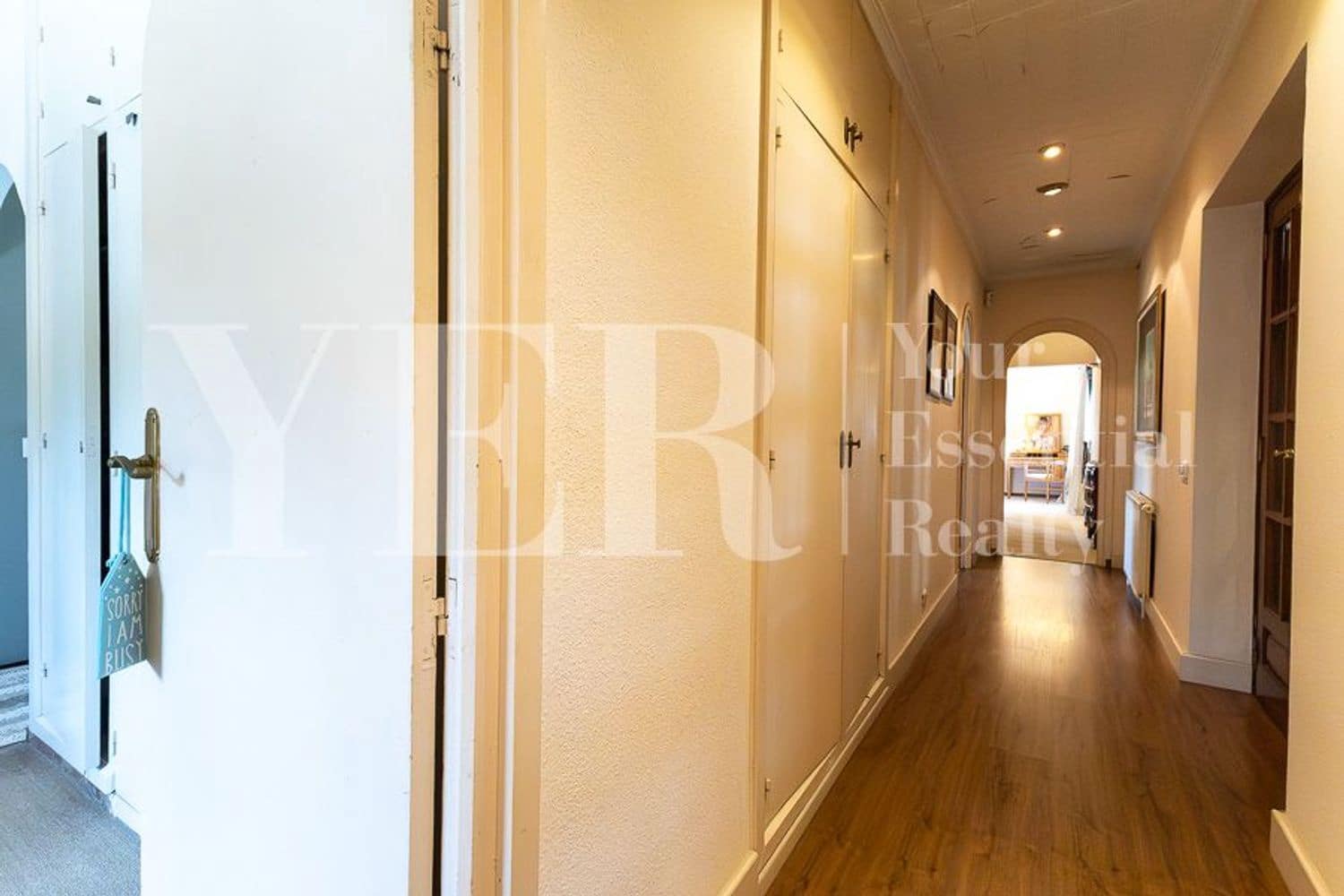 6 makuuhuone Huvila myytävänä paikassa La Nucia mukana uima-altaan 
autotalli - 840 000 € (Ref: 9562573)