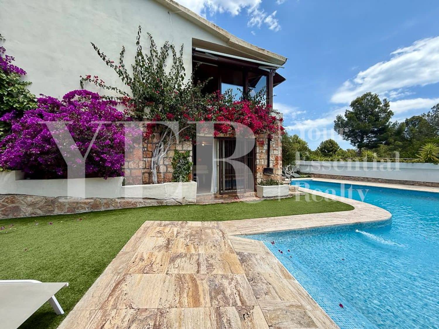 6 makuuhuone Huvila myytävänä paikassa La Nucia mukana uima-altaan 
autotalli - 840 000 € (Ref: 9562573)