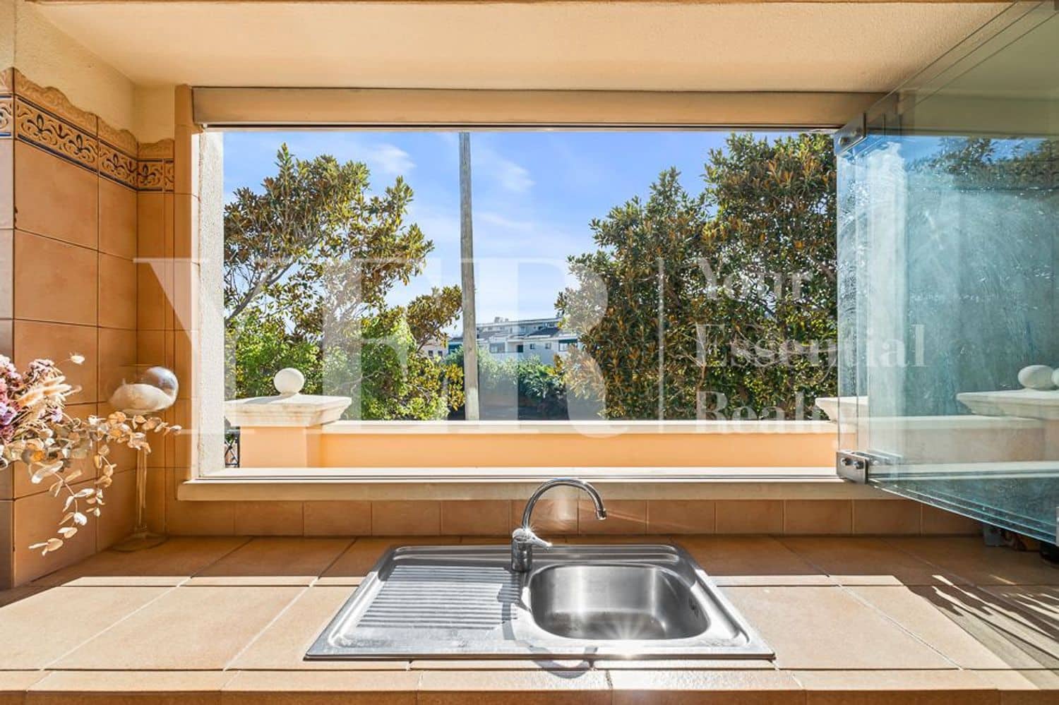 5 sypialnia Willa na sprzedaż w Miasto Alicante / Alacant z basenem garażem - 1 150 000 € (Ref: 9562575)