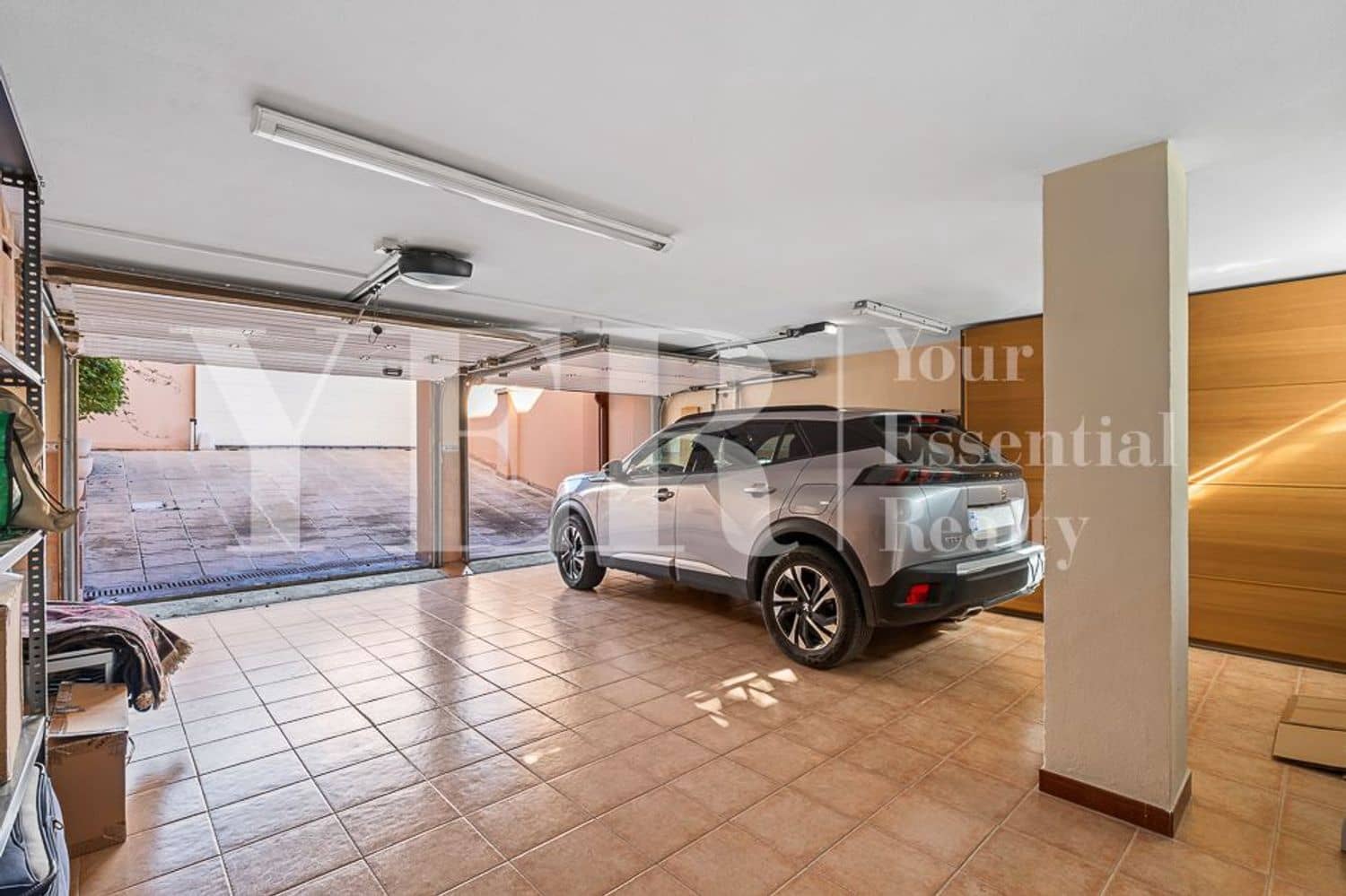 5 sypialnia Willa na sprzedaż w Miasto Alicante / Alacant z basenem garażem - 1 150 000 € (Ref: 9562575)