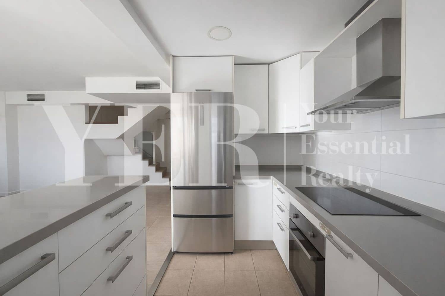 2 makuuhuone Huoneisto myytävänä paikassa Alicante kaupunki mukana uima-altaan 
autotalli - 435 000 € (Ref: 9562576)