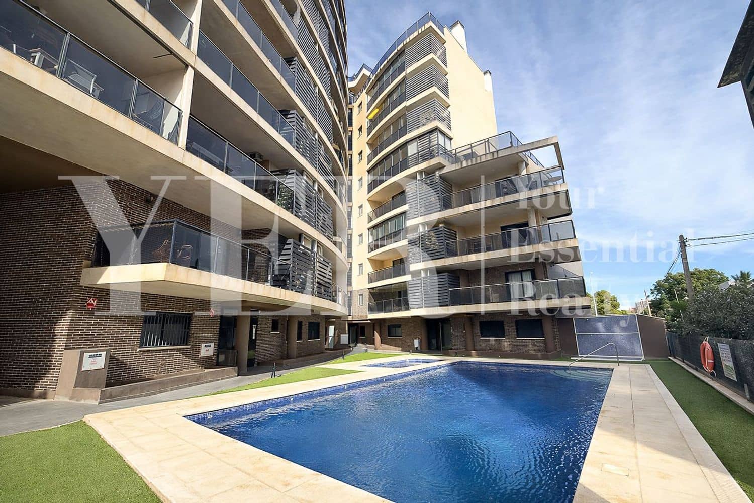 2 makuuhuone Huoneisto myytävänä paikassa Alicante kaupunki mukana uima-altaan 
autotalli - 435 000 € (Ref: 9562576)