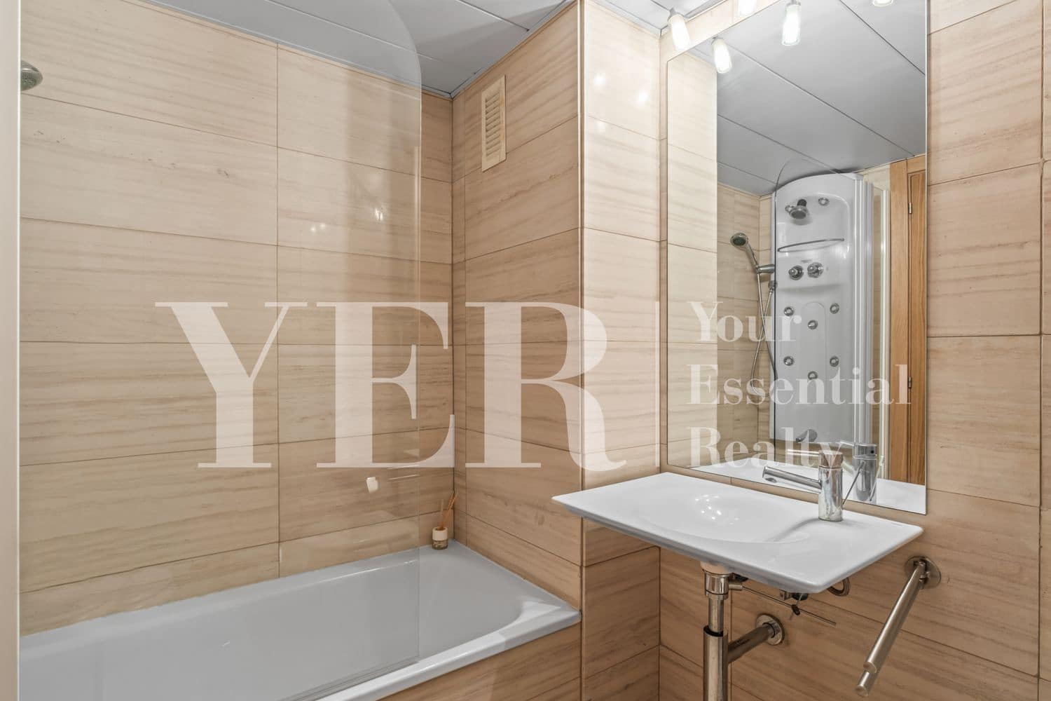 4 slaapkamer Appartement te koop in Alicante stad met garage - € 594.000 (Ref: 9562577)