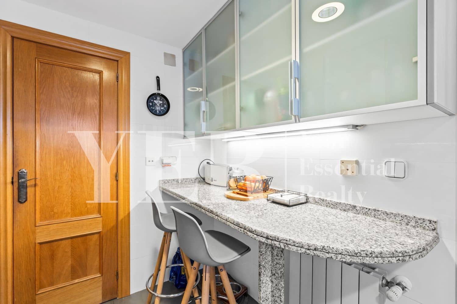 3 makuuhuone Huoneisto myytävänä paikassa Alicante kaupunki mukana 
autotalli - 660 000 € (Ref: 9604489)