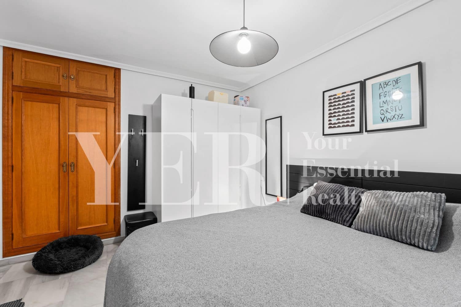 3 makuuhuone Huoneisto myytävänä paikassa Alicante kaupunki mukana 
autotalli - 660 000 € (Ref: 9604489)