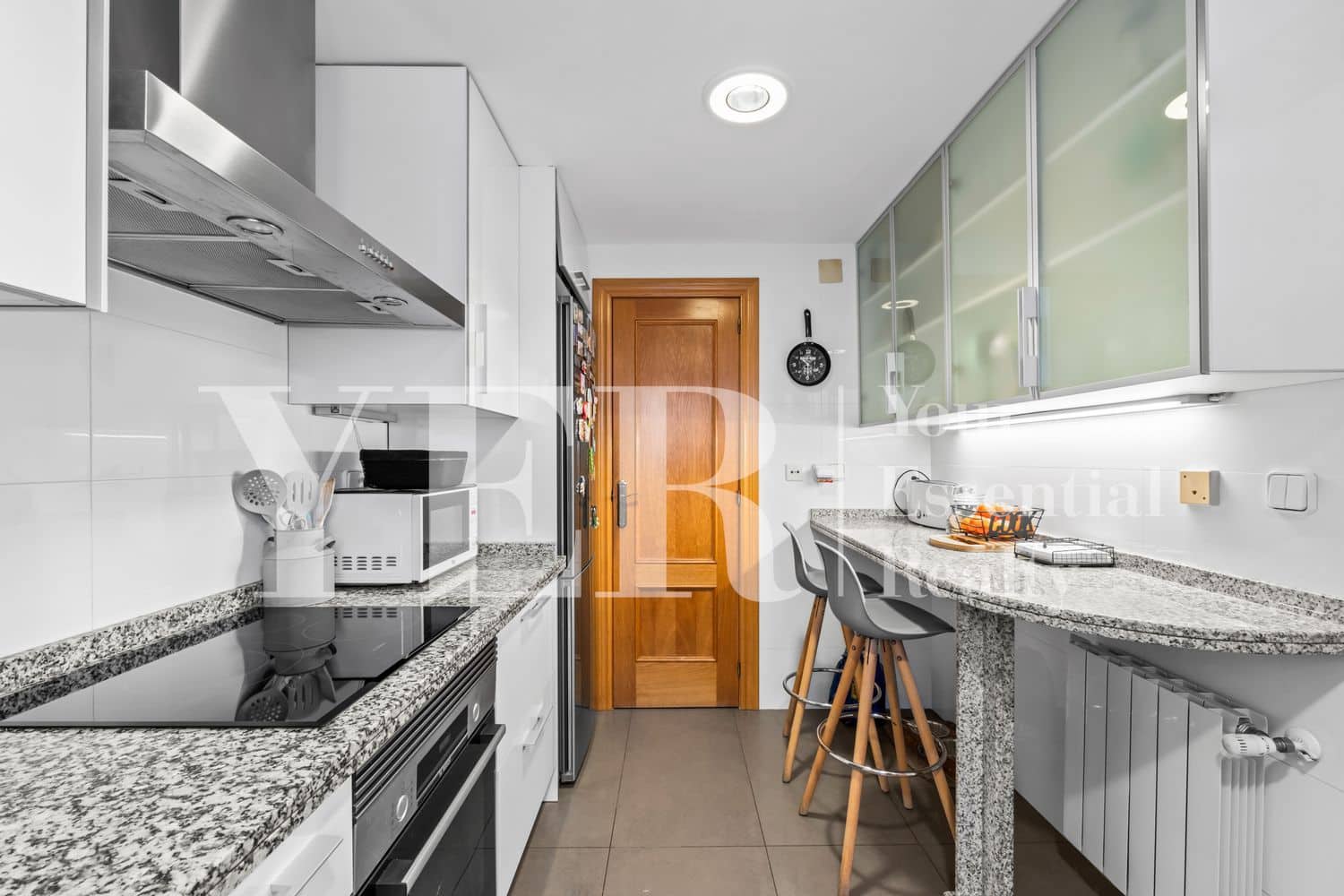 3 makuuhuone Huoneisto myytävänä paikassa Alicante kaupunki mukana 
autotalli - 660 000 € (Ref: 9604489)