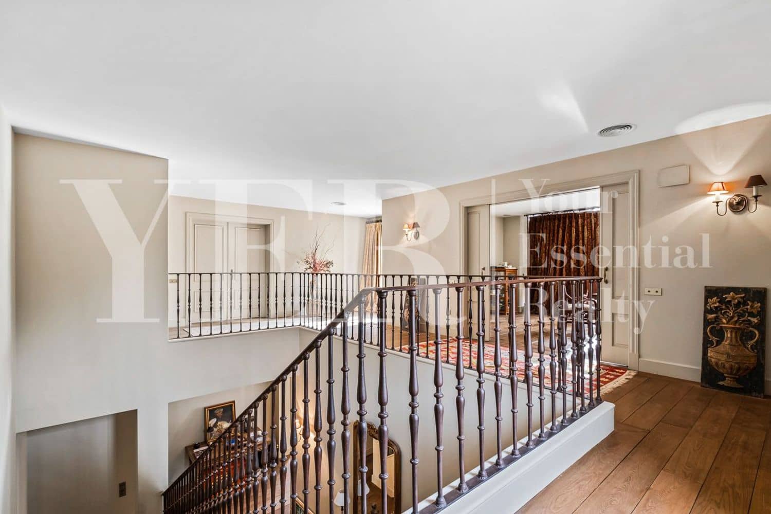 5 soverom Villa til salgs i Elche / Elx med svømmebasseng garasje - € 7 500 000 (Ref: 9624235)