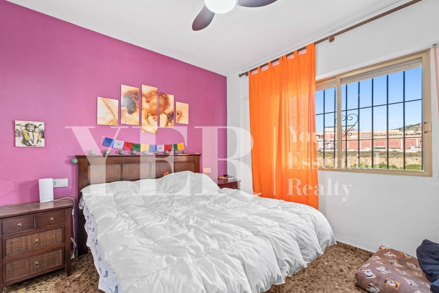 8 makuuhuone Hotelli myytävänä paikassa Alicante kaupunki mukana 
autotalli - 1 800 000 € (Ref: 9694713)