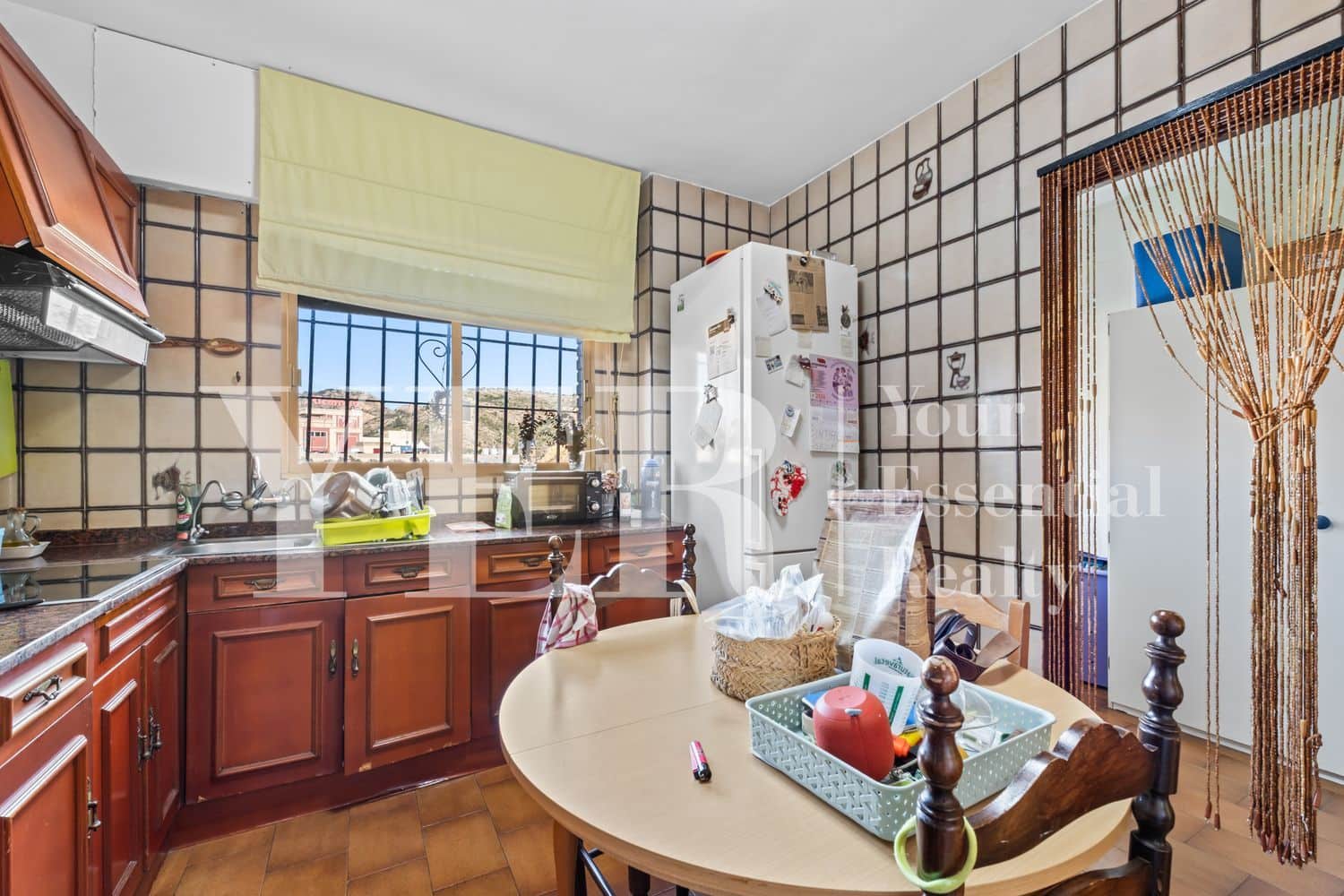 8 makuuhuone Hotelli myytävänä paikassa Alicante kaupunki mukana 
autotalli - 1 800 000 € (Ref: 9694713)