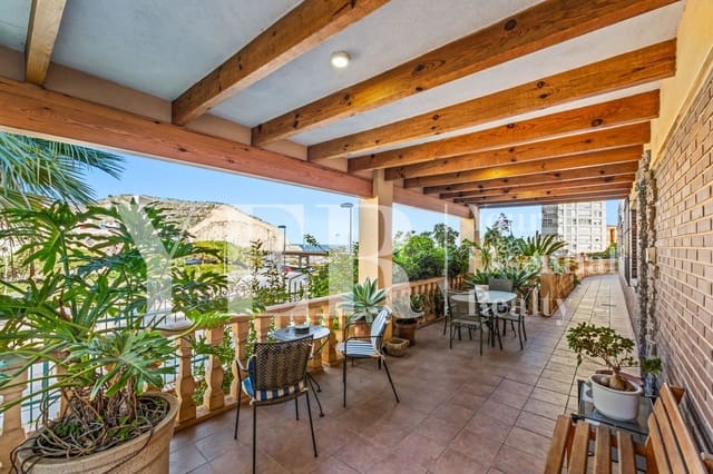 8 makuuhuone Hotelli myytävänä paikassa Pla de Bon Repos, Alicante kaupunki mukana 
autotalli - 1 800 000 € (Ref: 9694713)