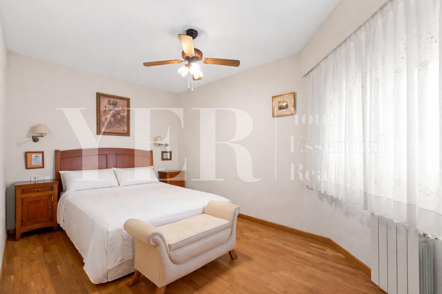 3 bedroom Apartment for sale in Alicante / Alacant city with garage - € 430,000 (Ref: 9721091)