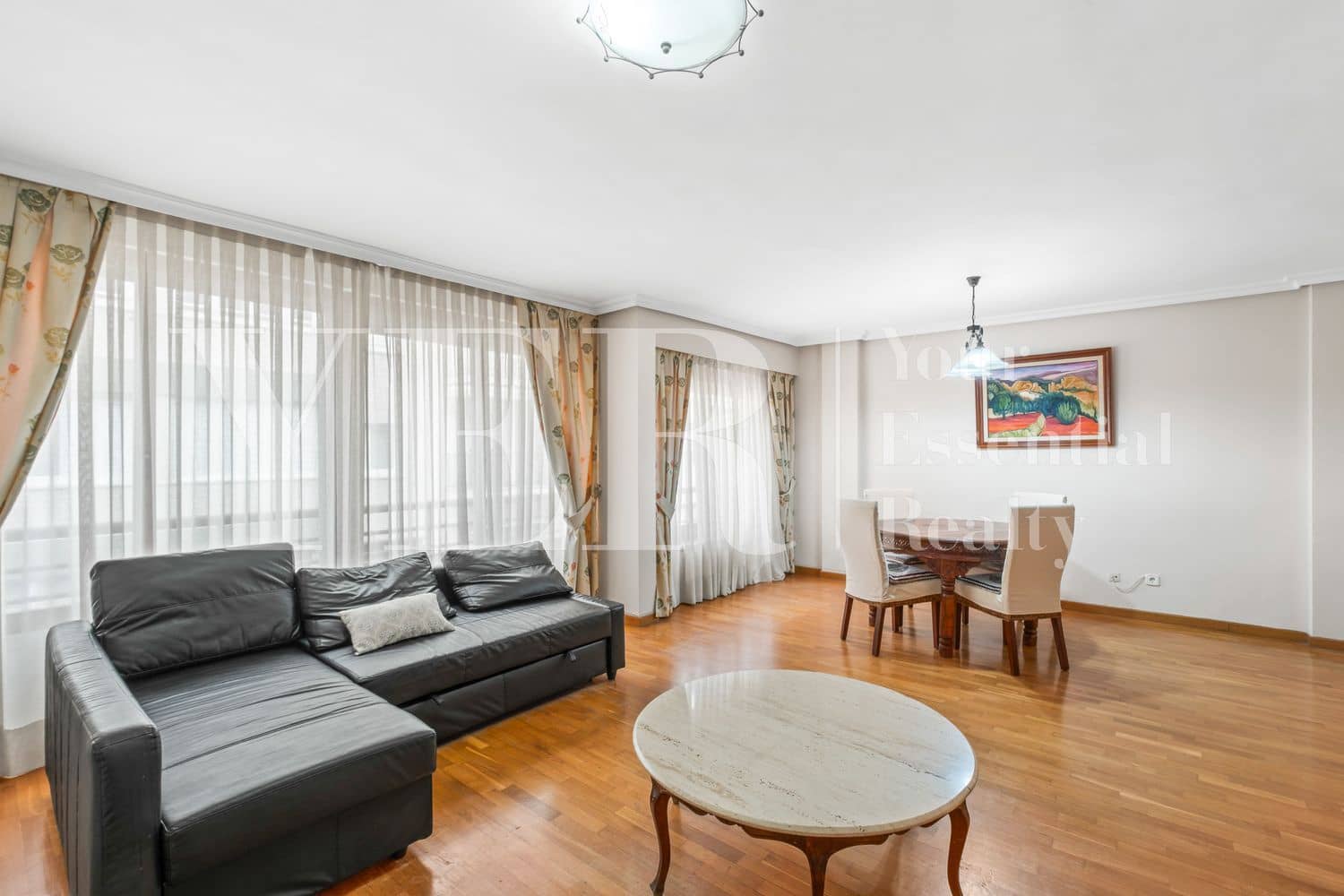 3 bedroom Apartment for sale in Alicante / Alacant city with garage - € 430,000 (Ref: 9721091)