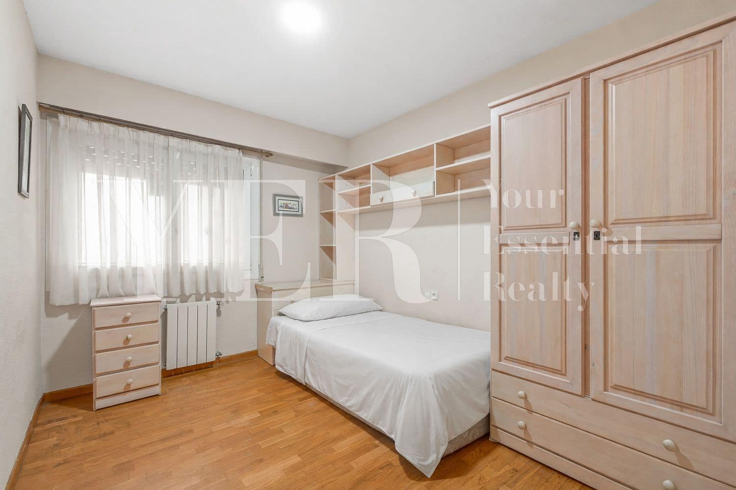3 bedroom Apartment for sale in Alicante / Alacant city with garage - € 430,000 (Ref: 9721091)