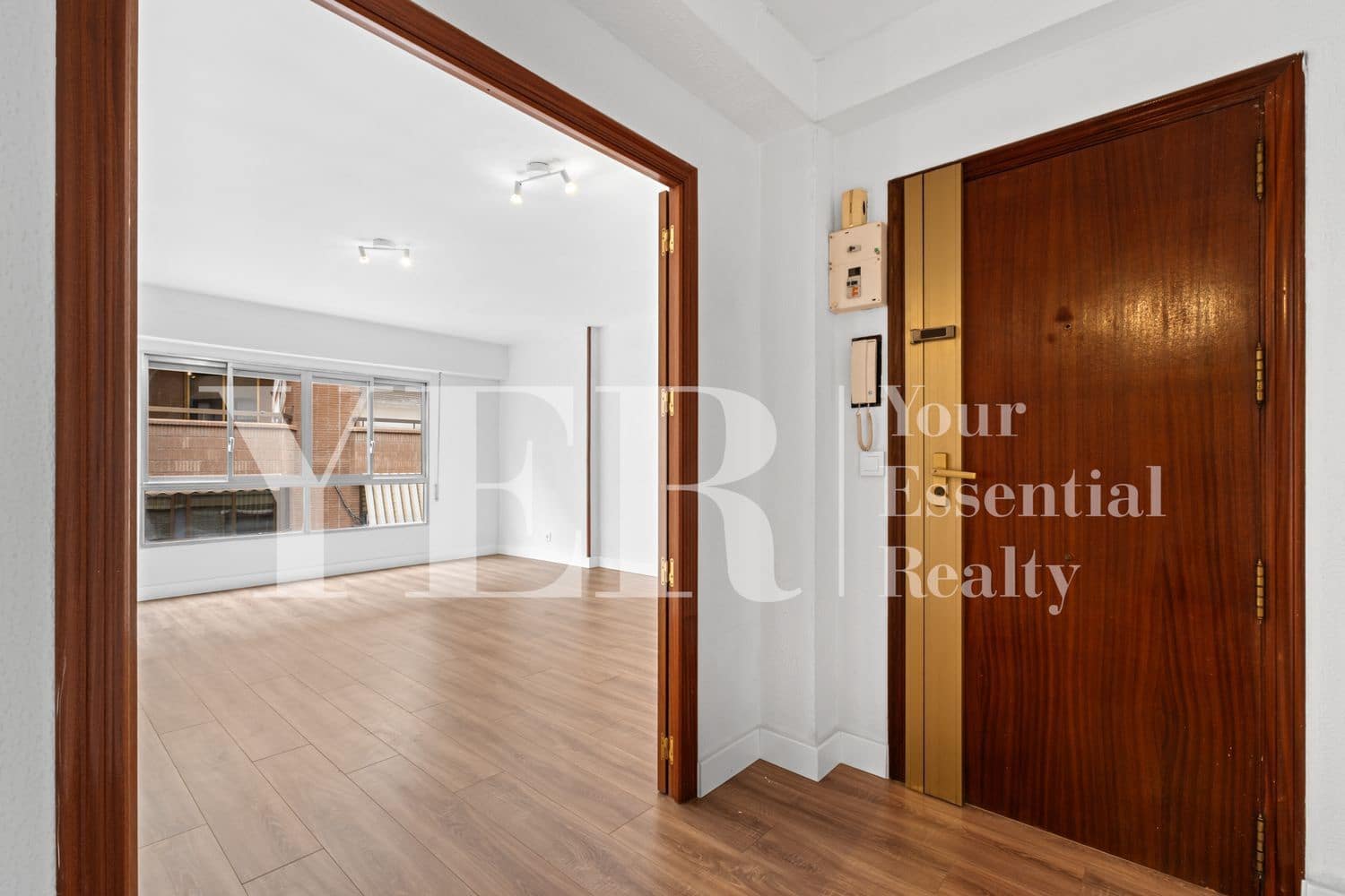 3 Zimmer Apartment zu vermieten in Alicante / Alacant Stadt mit Garage - 1.500 € (Ref: 9833254)