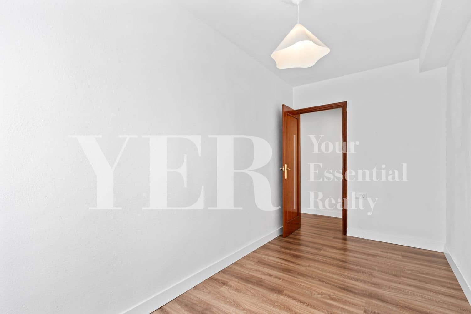 3 Zimmer Apartment zu vermieten in Alicante / Alacant Stadt mit Garage - 1.500 € (Ref: 9833254)