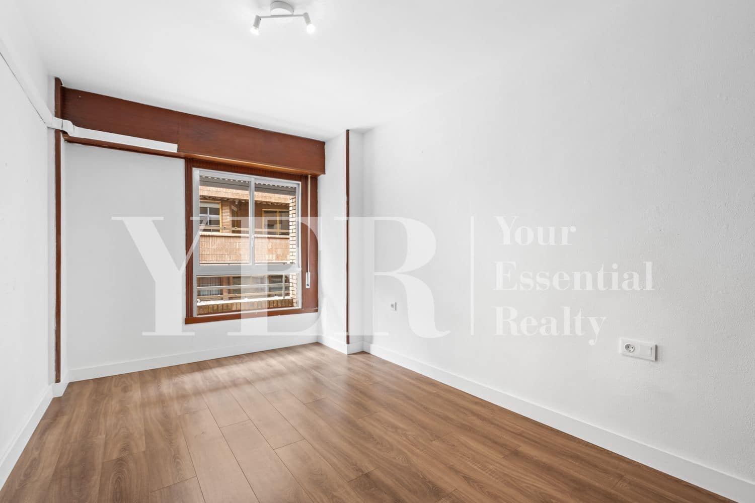3 Zimmer Apartment zu vermieten in Alicante / Alacant Stadt mit Garage - 1.500 € (Ref: 9833254)