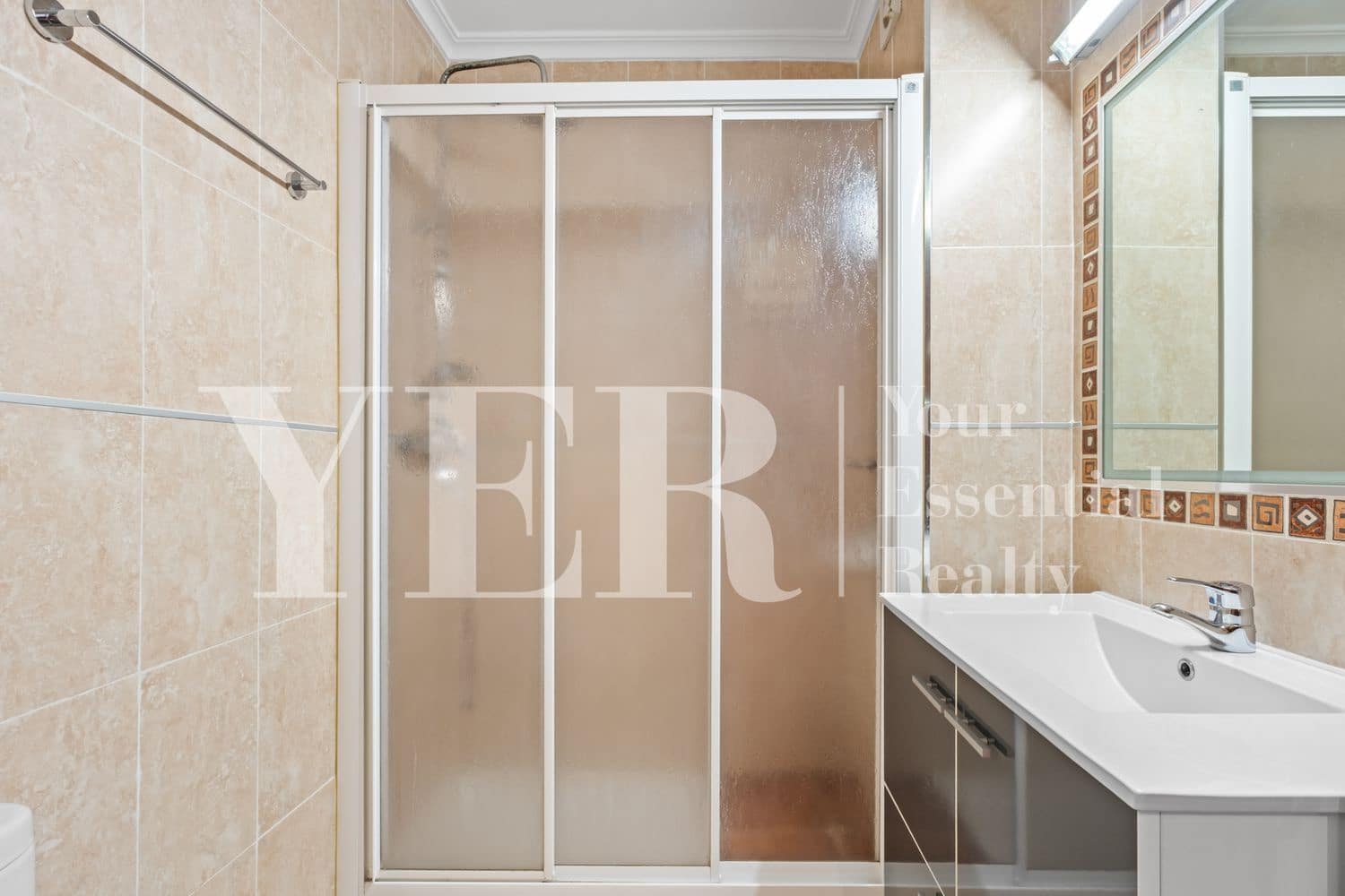 3 Zimmer Apartment zu vermieten in Alicante / Alacant Stadt mit Garage - 1.500 € (Ref: 9833254)
