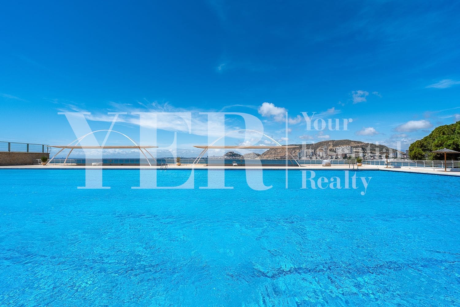 4 camera da letto Appartamento in vendita in Cabo de las Huertas con piscina garage - 620.000 € (Rif: 9915193)