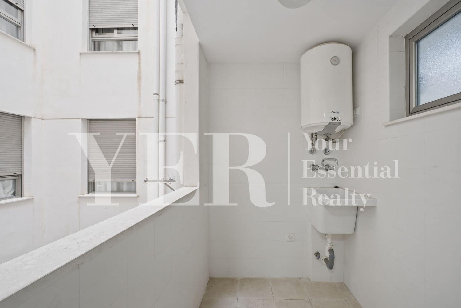 Apartamento de 3 habitaciones en El Campello en venta con piscina garaje - 435.000 € (Ref: 9915195)