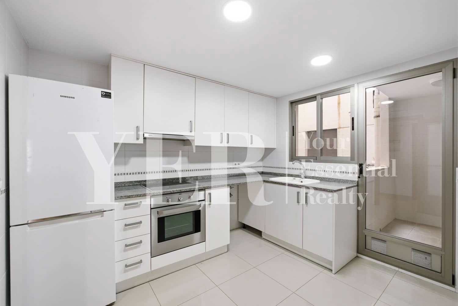 Apartamento de 3 habitaciones en El Campello en venta con piscina garaje - 435.000 € (Ref: 9915195)