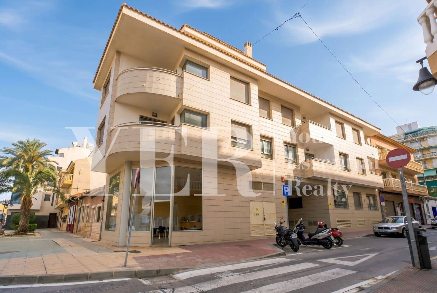 Apartamento de 3 habitaciones en El Campello en venta con piscina garaje - 435.000 € (Ref: 9915195)