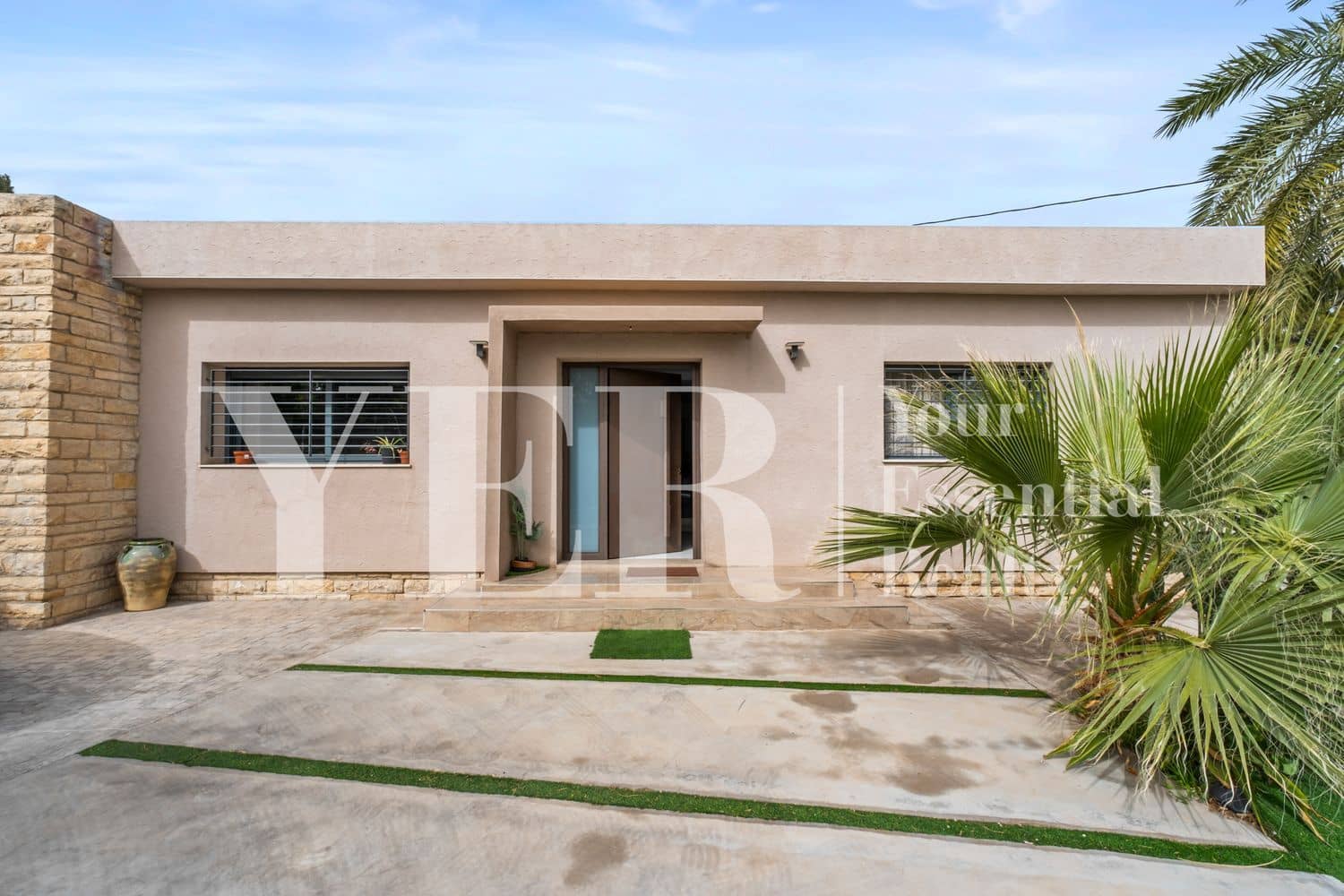 5 bedroom Villa for sale in San Juan de Alicante / Sant Joan d'Alacant with pool garage - € 1,350,000 (Ref: 9915196)
