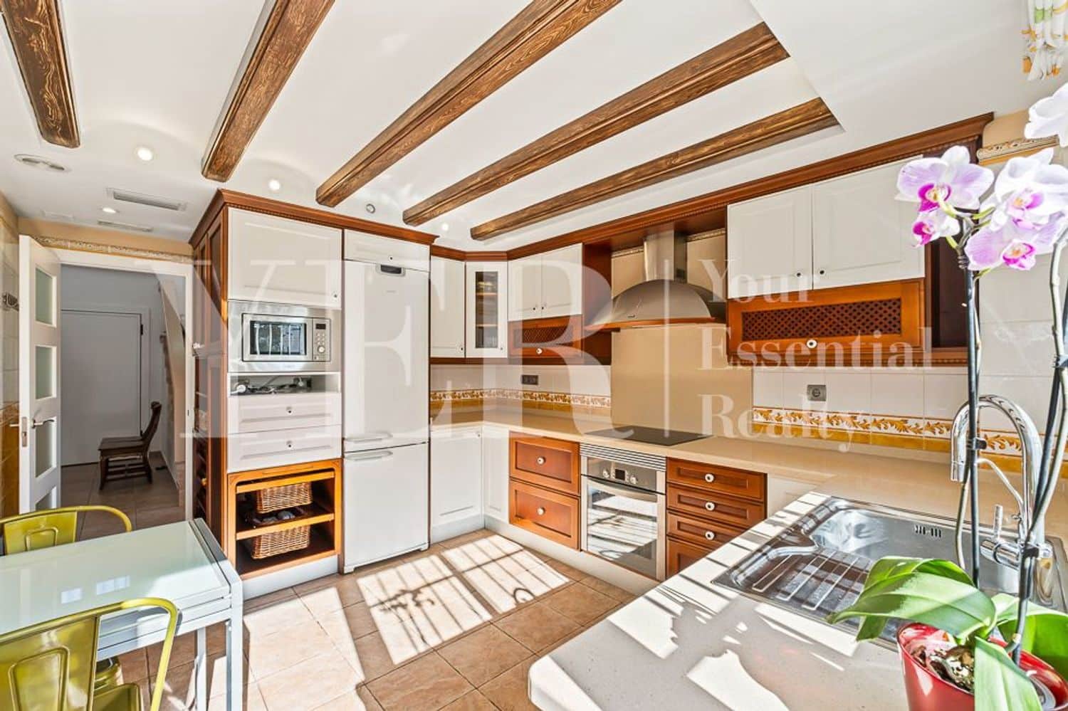 5 camera da letto Villa in vendita in Alicante citta con piscina garage - 1.050.000 € (Rif: 9915197)